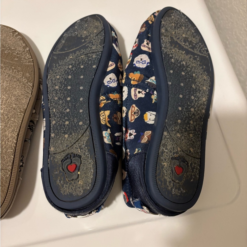BOBS from Skechers 3 pairs of Dog Patterned Flats - Picture 4 of 6